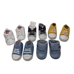 set of five pais of toddler shoes